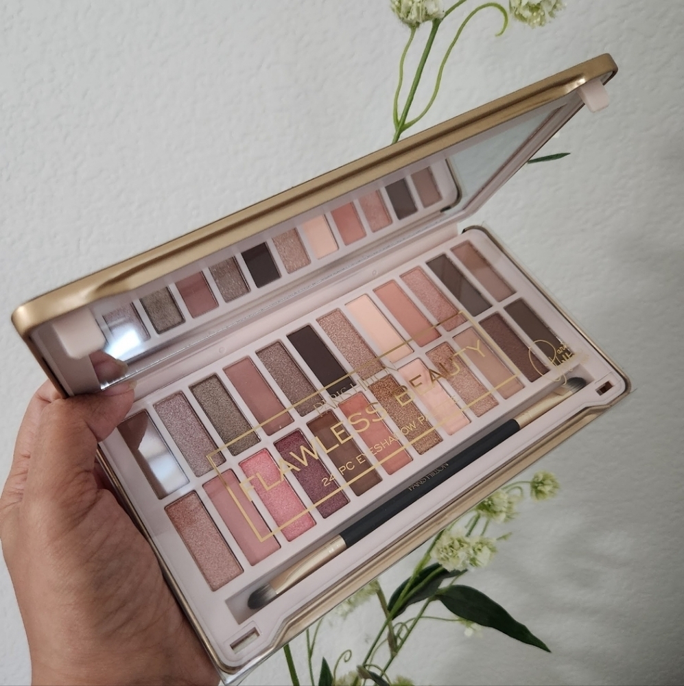 2/$25 Paris Hilton Flawless Beauty Eyeshadow Palette